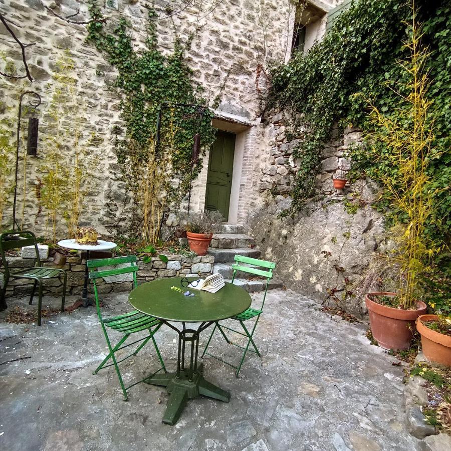 La Fontaine Bed & Breakfast Bargeme Exterior photo